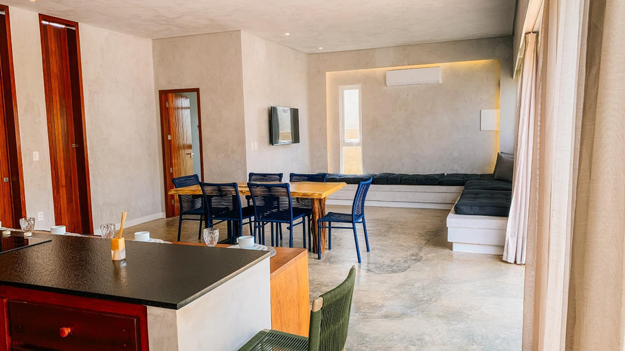 Dining Room 13