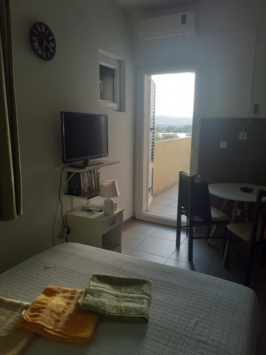 Others 5, Apartmani Irena
