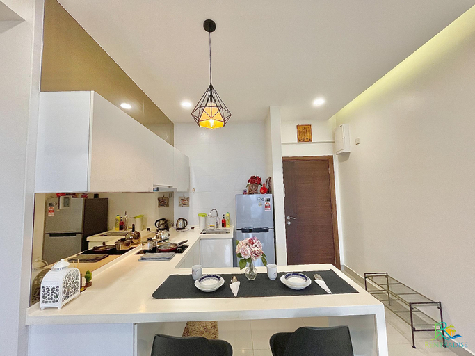 Dining Room 9