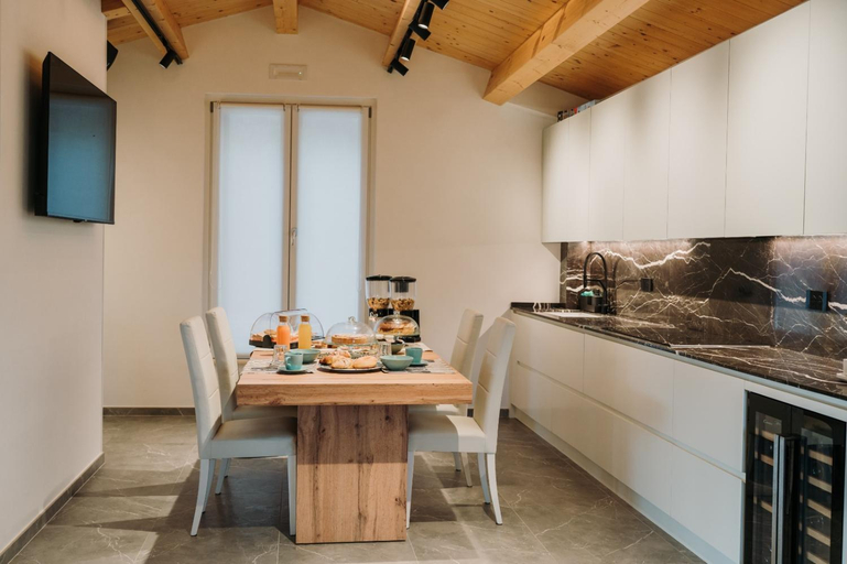 Others 4, Bed & Breakfast dei sogni, Ascoli Piceno