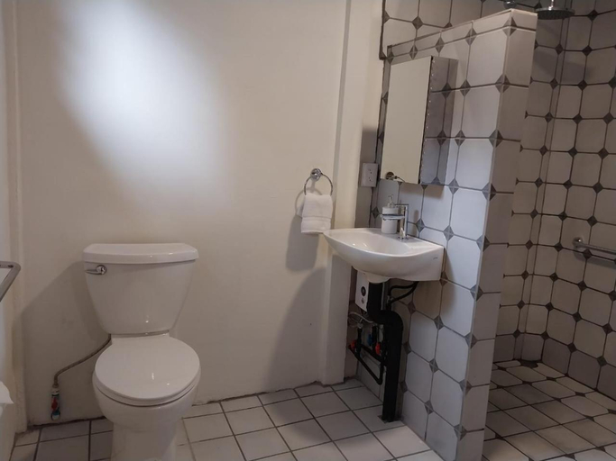 Bathroom 3, Curuba Lodge, Dota