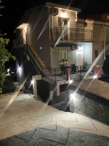 Others 4, KM Apartments