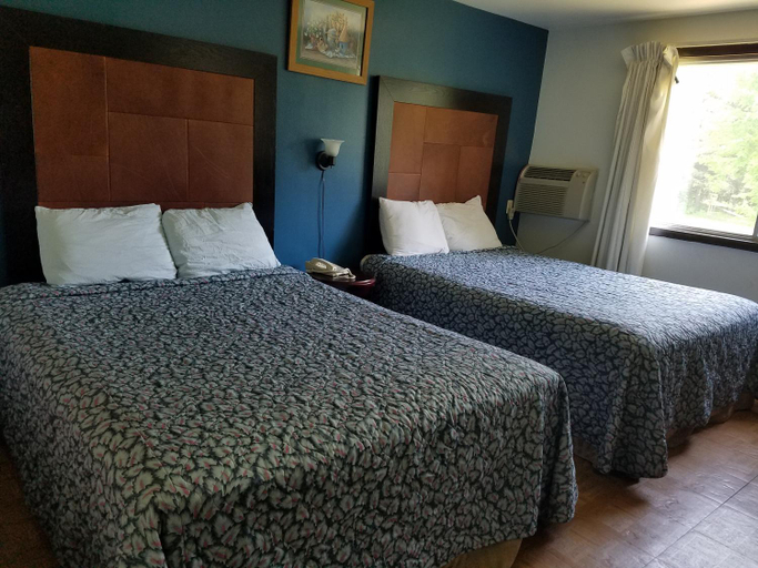 Bedroom, Tarragon Motel, Marinette