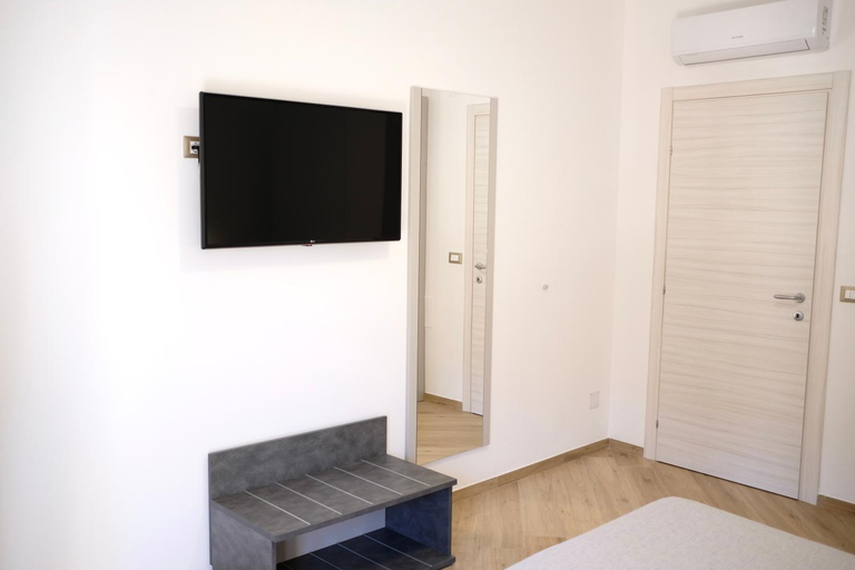 Others 5, Belmonte Apartments, Palermo