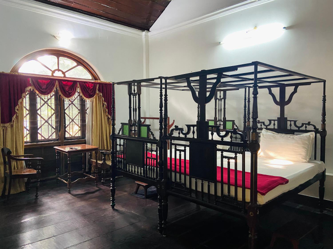 Others 3, Ballard Bungallow, Ernakulam