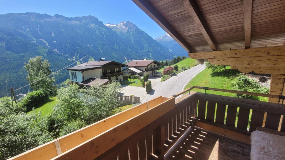 Others 3, Haus Grubl, Zell am See