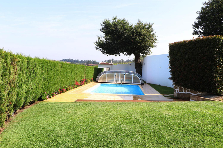Others 4, Villa 315, Barcelos