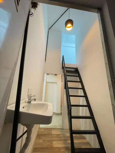 Bathroom 4