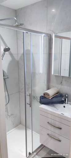 Shower, London gateway studio flat, Hertfordshire