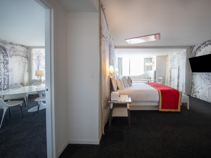 Bedroom 8