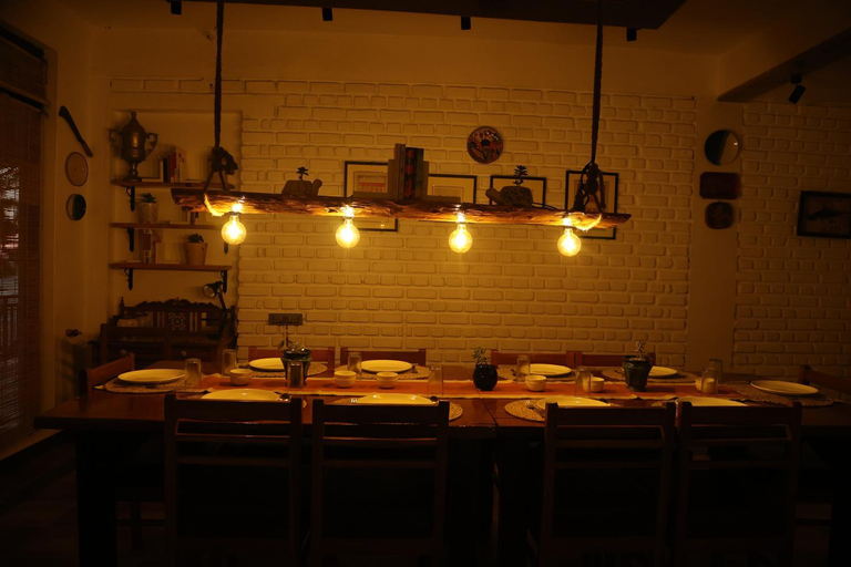 Food & Drinks 4, The Lanswood Estate, Garhwal