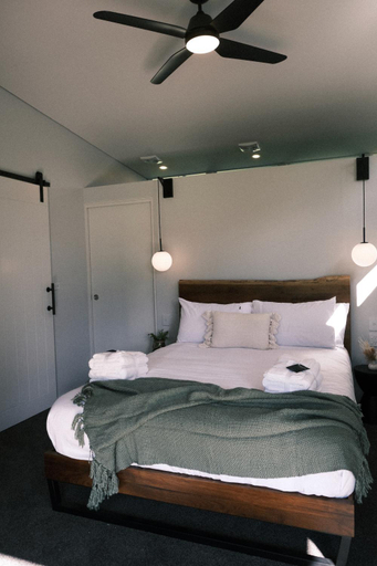 Bedroom 2, Buller Wines, Indigo - Pt B