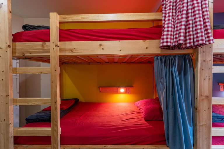 Bedroom, Dreamcatcher Hostel, Columbia-Shuswap