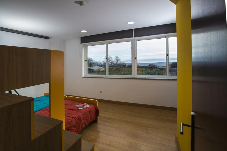 Others 3, Hostel EntryFik, Fornos de Algodres