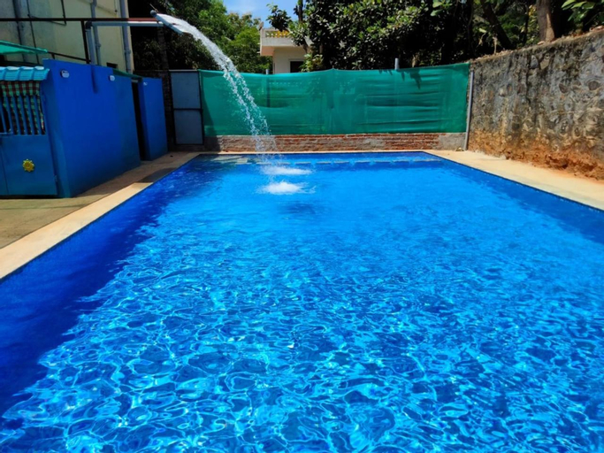 Swimming Pool 8