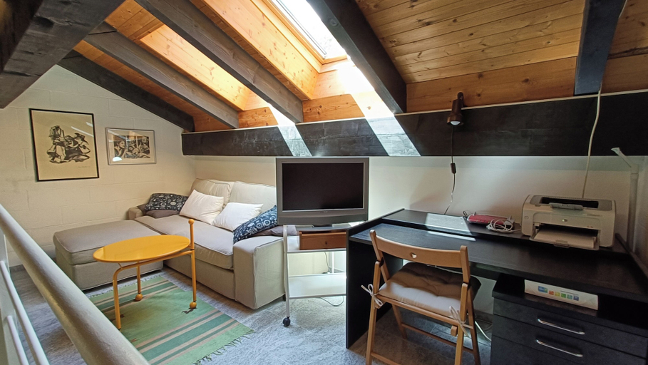 Others 5, Casa Boschetto, Lugano