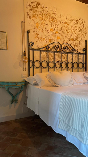 Others 4, Toscana Made in Love, Massa Carrara