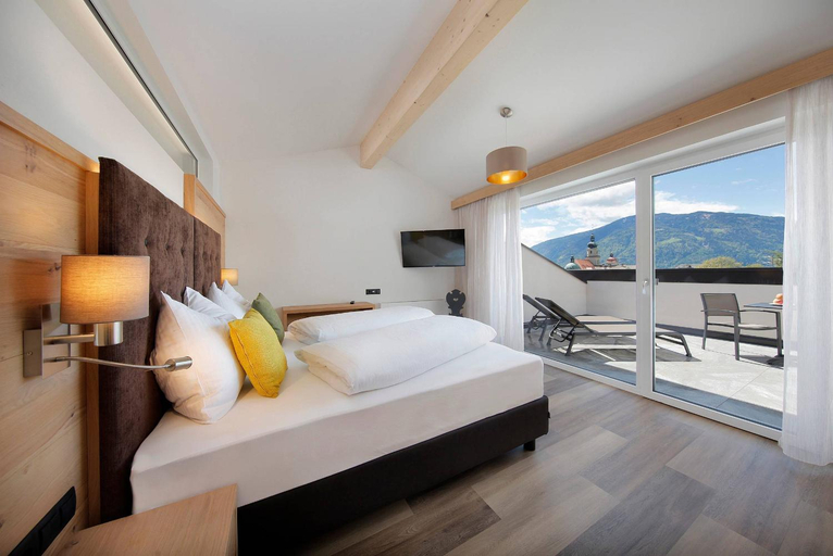 Bedroom 2, Appartement-Hotel Anthea, Bolzano