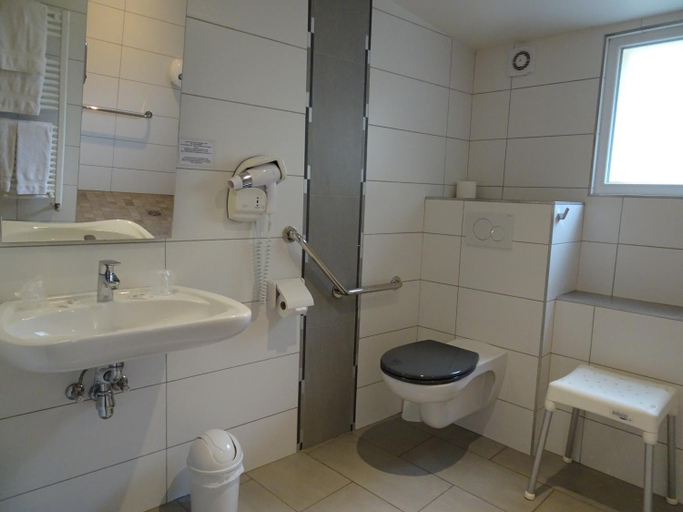Bathroom 6