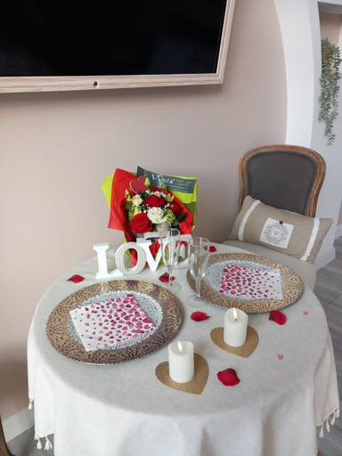 Others 4, Chambre avec spa, piscine et sauna privatif, Pas-de-Calais