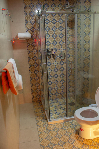Bathroom 4, Ronda Hotel Boutique by Chat Noir, Cuenca