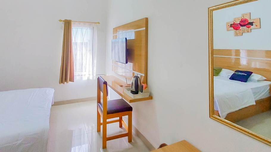 Bedroom 13