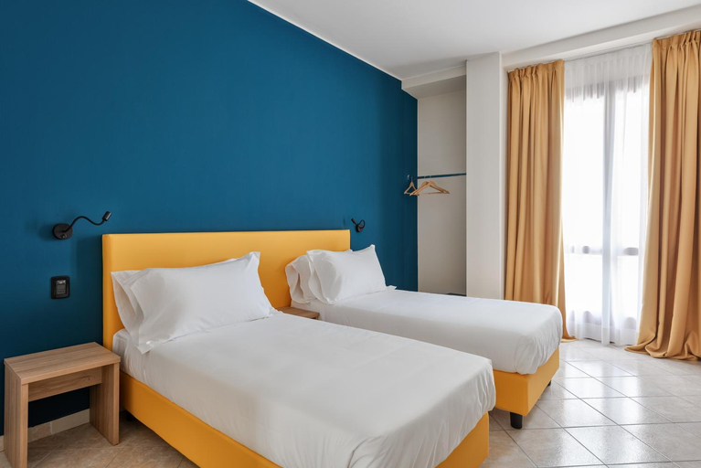 Bedroom 12