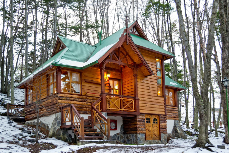 Exterior 8