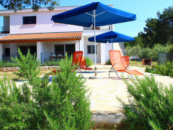 Exterior & Views, Apartment on Dugi Otok near Sakarun Beach, Sali