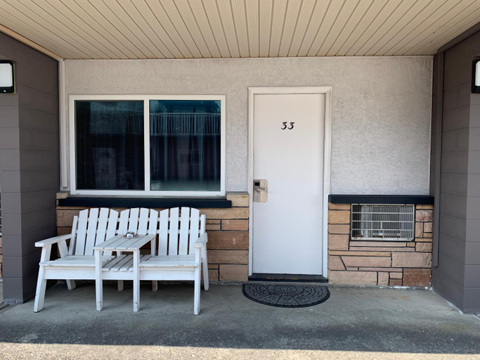 Others 4, City Centre Motel older building, Fraser Valley
