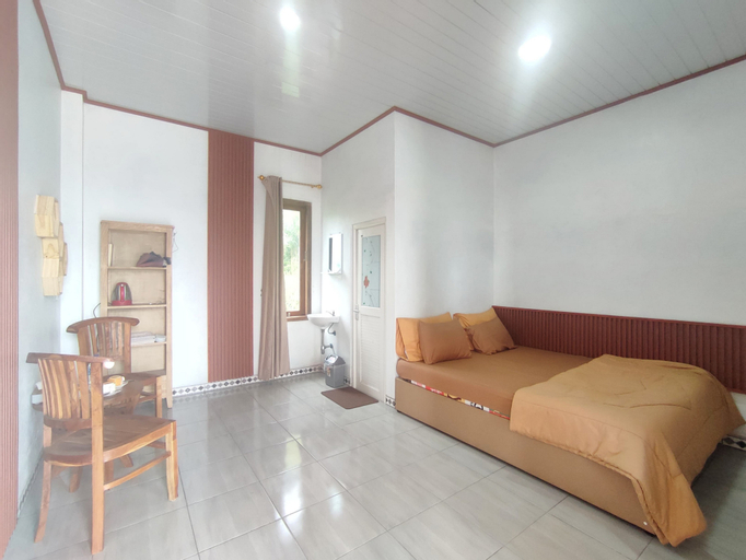 Bedroom 12