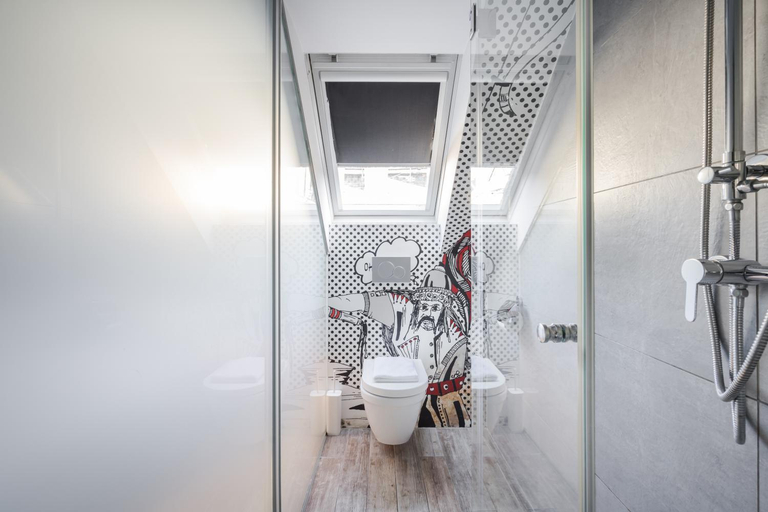 Bathroom 3, Butik Apartments, by BQA, Budapesti
