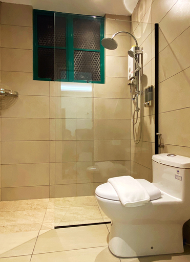 Bathroom 5