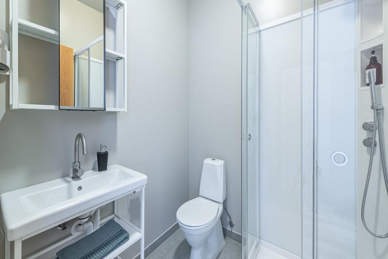 Bathroom 3, Stoð Guesthouse and apartments, Eyrarsveit
