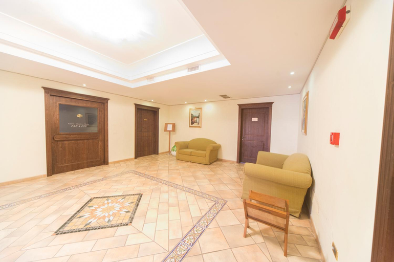 Others 4, Hotel Castello Torre in Pietra, Avellino