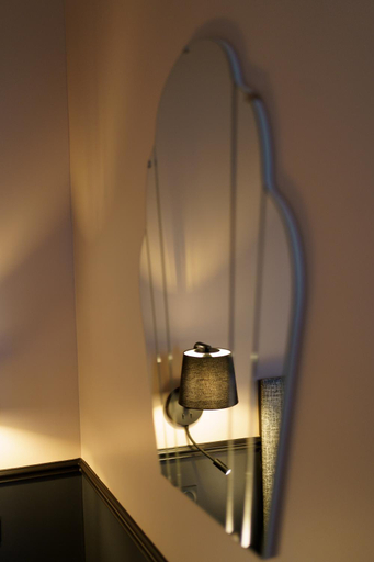 Others 5, Hotel de la Plage, Calvados