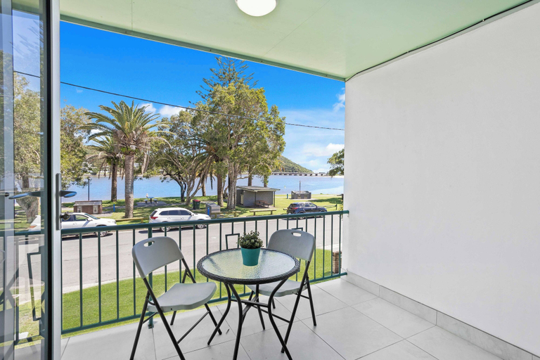 Others 4, Palm Beach Waterfront Escape, Gold Coast