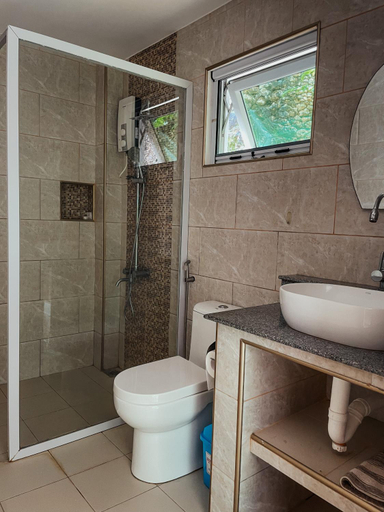 Bathroom 4, Southmountain Resort Siquijor Island, San Juan