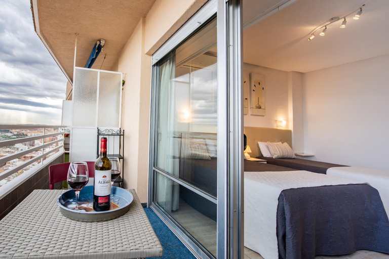 Bedroom 2, Alicante Skylights Apartments, Alicante