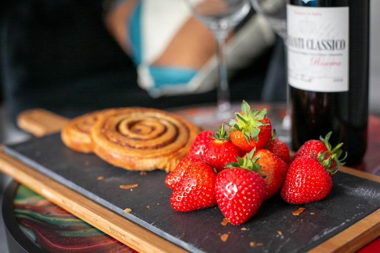 Food and beverages 3, Studio Apartments by Lyter Living Desks & Wifi - Monthly Stays Available, Leicester