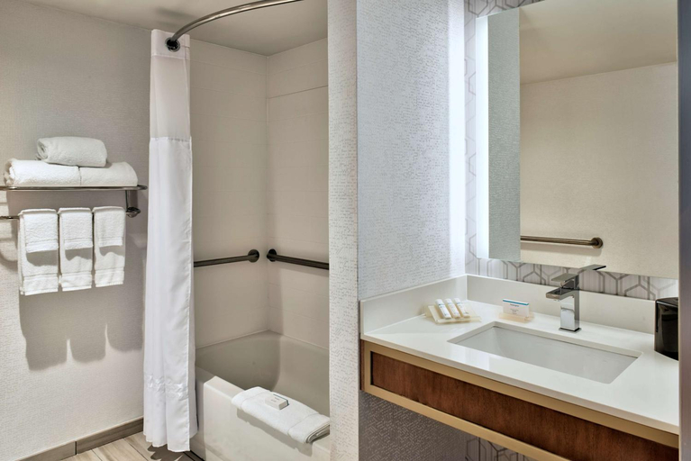 Bathroom 17