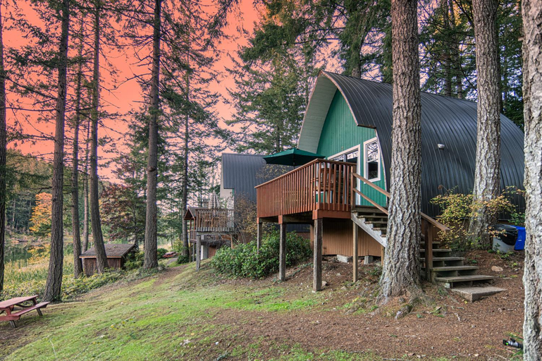 Others 4, Cusheon Lake Resort, Capital