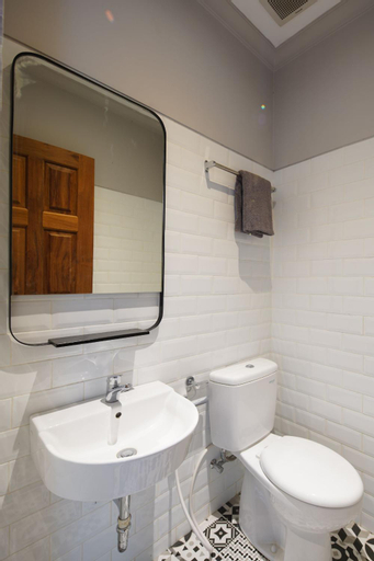Bathroom 1