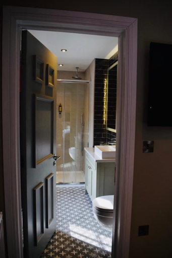 Bathroom 3, The Devonport, Darlington