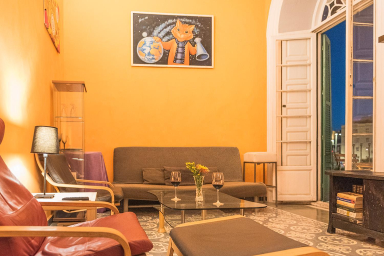 Others 2, Private Rooms in Historic Building on the Square, Málaga