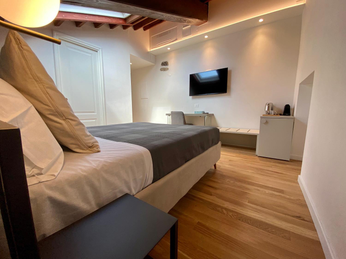 Bedroom 12