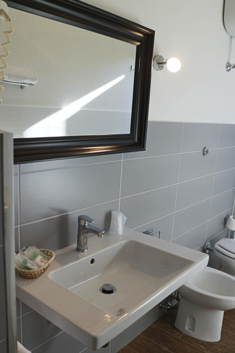 Bathroom 3, Tuscania Panoramico, Viterbo