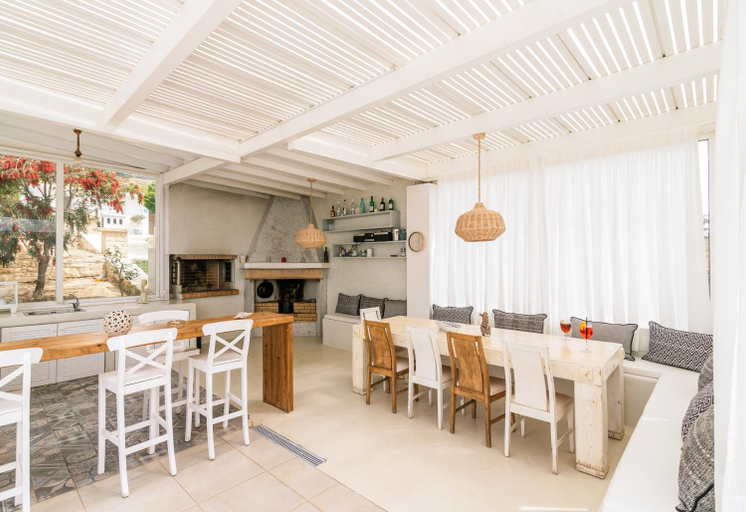 Food & Drinks, Delfini Villas, Faistos