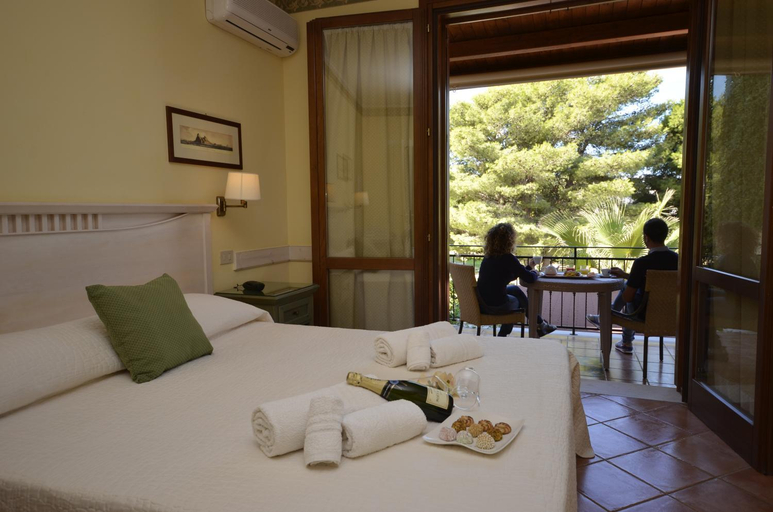 Bedroom 3, Krimar Hotel, Trapani
