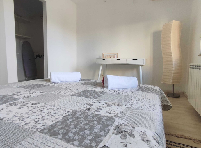 Bedroom 2, Comfortable Crikvenica Apartment With Terrace and Wifi, Crikvenica